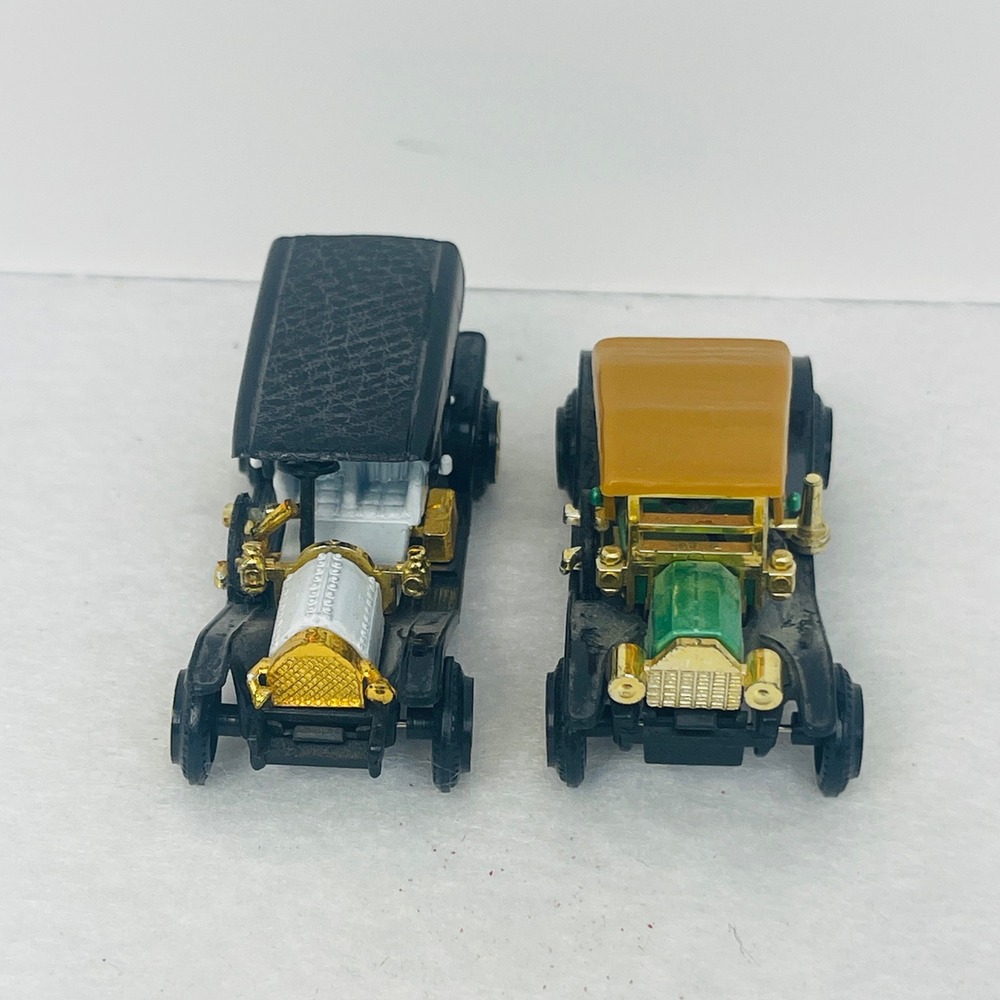 Vintage Diecast Miniature Classic Cars Set of 2 No. 305 Black Green White Gold